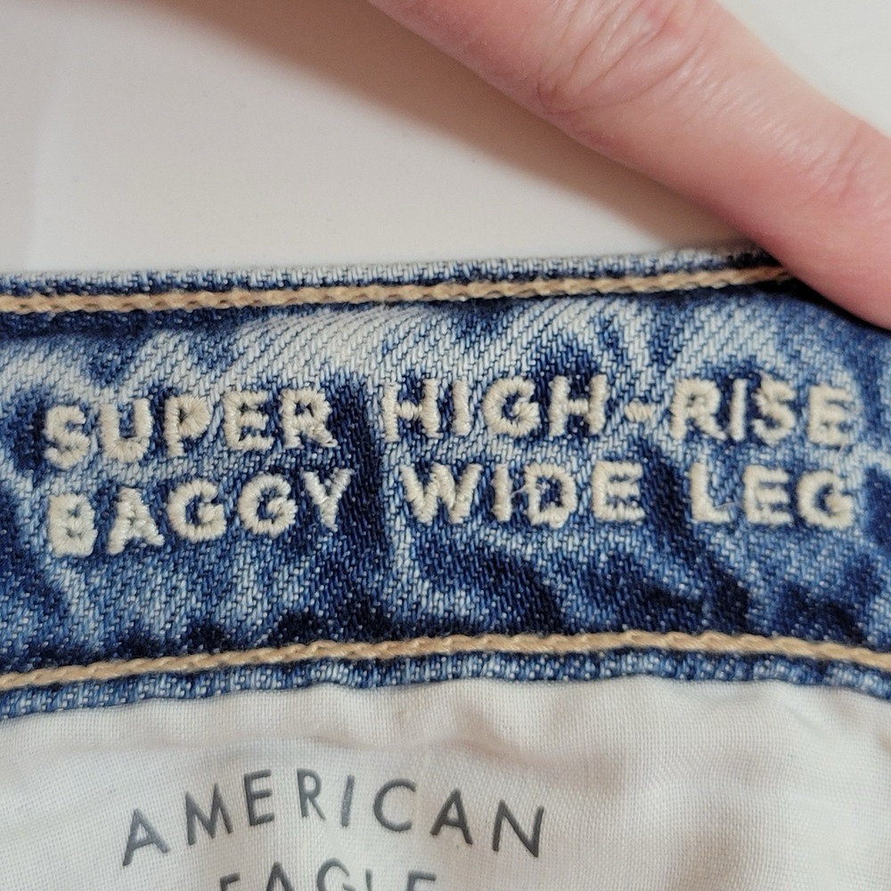American Eagle Women's Jeans Super High Rise Baggy Wide Leg Size 16 Long Blue - Picture 8 of 11